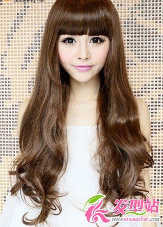 2013最新女生長(zhǎng)卷發(fā)發(fā)型