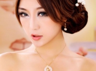 甜美公主系盤發(fā)發(fā)型推薦 優(yōu)雅動人盤發(fā)造型圖解 甜美公主系盤發(fā)發(fā)型推薦 優(yōu)雅動人盤發(fā)造型圖解