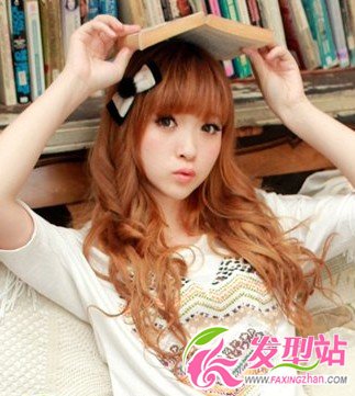 2013流行發(fā)型:女生卷發(fā)發(fā)型