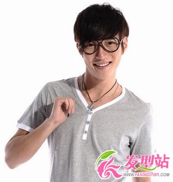 2013帥氣男生發(fā)型