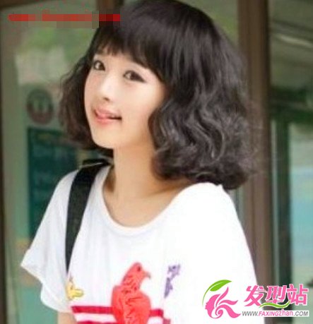 2013女生流行短發(fā)蛋卷頭發(fā)型