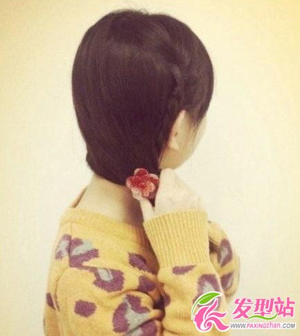 韓式側(cè)編發(fā)馬尾發(fā)型教程