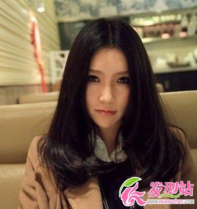 最新氣質(zhì)中長發(fā)梨花頭發(fā)型