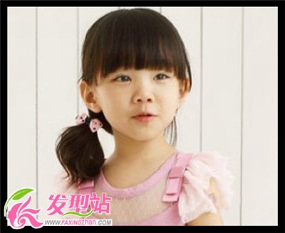 兒童節(jié)小女孩可愛(ài)發(fā)型扎法圖
