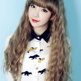 女生個性非主流燙發(fā)發(fā)型推薦 時尚顯臉小的染發(fā)造型搭