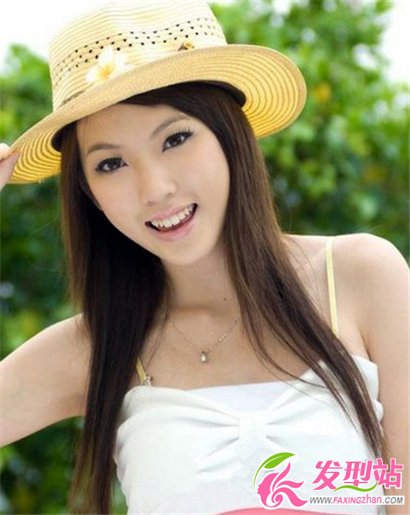 女士氣質(zhì)直發(fā)發(fā)型 增添女性清純可愛(ài)