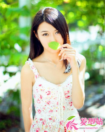 女士氣質(zhì)直發(fā)發(fā)型 增添女性清純可愛(ài)