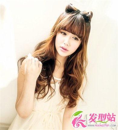 女生甜美齊劉海發(fā)型 打造小蘿莉形象