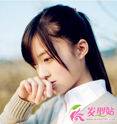 女生校園甜美清純發(fā)型 打造時(shí)尚學(xué)院風(fēng)