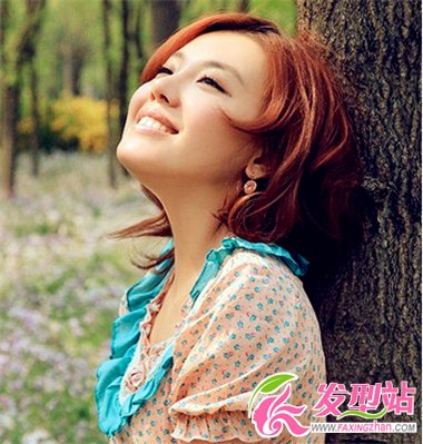 女生校園甜美清純發(fā)型 打造時(shí)尚學(xué)院風(fēng)
