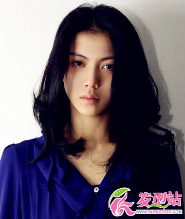 什么樣的臉型中分好看 瘦臉時尚中分發(fā)型