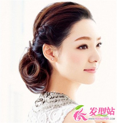 甜美婚紗照發(fā)型 詮釋世上最美新娘
