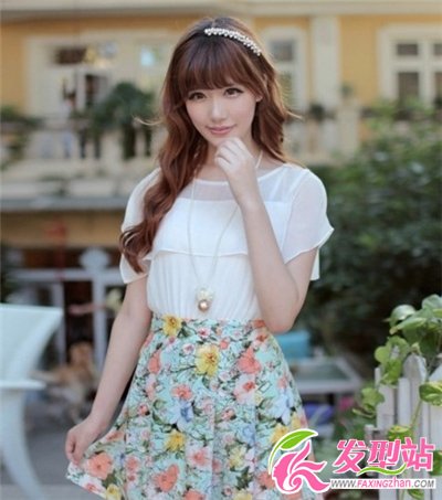 2014長發(fā)女生流行蛋卷頭 時尚卷發(fā)打造最美臉型