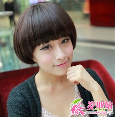 清爽系女生蘑菇頭發(fā)型 做可愛時尚短發(fā)女孩