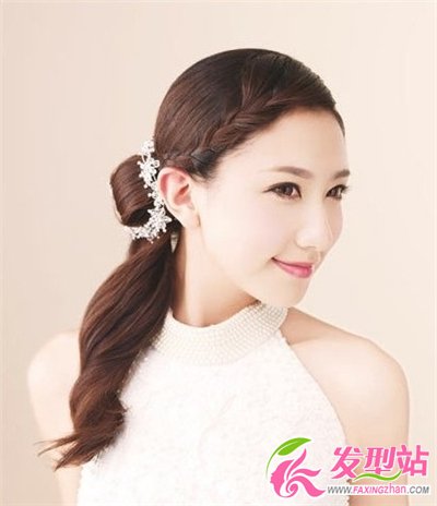 俏皮可愛(ài)側(cè)扎馬尾發(fā)型推薦 輕松減齡又時(shí)尚