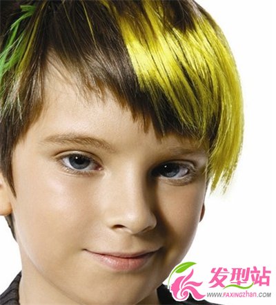 七八歲男孩做什么發(fā)型好看 2014可愛兒童發(fā)型推薦