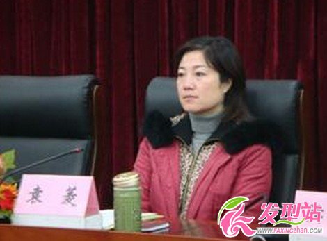 袁菱情夫都有誰_袁菱個(gè)人資料簡(jiǎn)介_袁菱老公龔力照片
