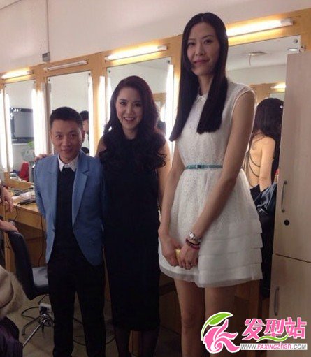 非誠勿擾女嘉賓許諾個(gè)人資料_許諾身高多少_女籃中鋒許諾私房照