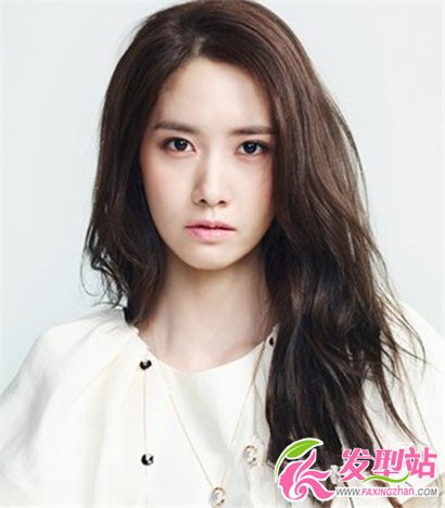 少女時(shí)代林允兒清新甜美發(fā)型 打造男士心中最美女神形象