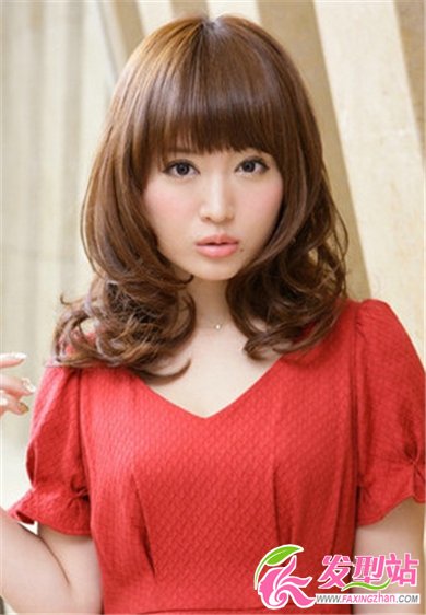 女生清純淑女燙發(fā)發(fā)型 熟女變淑女就這么簡(jiǎn)單