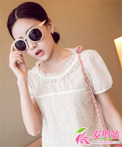 適合長發(fā)女生的夏天時尚扎發(fā) 流行扎發(fā)清爽又減齡