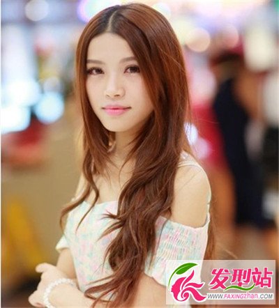 今年女生流行什么發(fā)型 蓬卷發(fā)發(fā)型讓你橫掃四季無(wú)憂