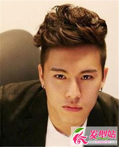 男士露額無劉海發(fā)型 展現(xiàn)新時(shí)代男生時(shí)尚觀念