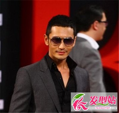 男士露額無劉海發(fā)型 展現(xiàn)新時代男生時尚觀念