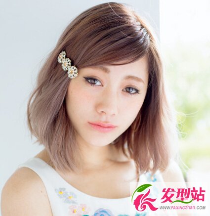懶美眉一學(xué)就會的發(fā)型 教你用小發(fā)飾做造型