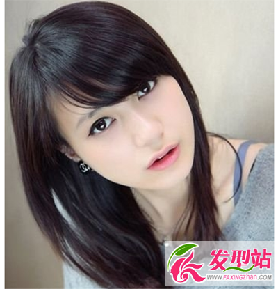 搭配不同臉型的中長(zhǎng)發(fā)發(fā)型 甜美發(fā)型讓你也覺(jué)得神奇又時(shí)尚