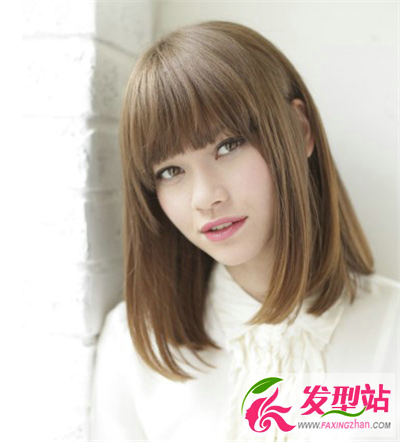 美麗直發(fā)氣質(zhì)出眾 各式染發(fā)更顯活力