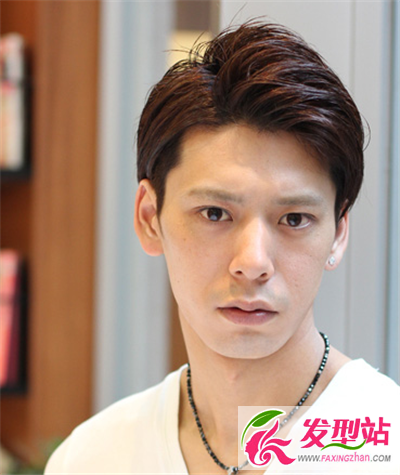 男士發(fā)型大勢(shì)所趨 各式造型百花齊放