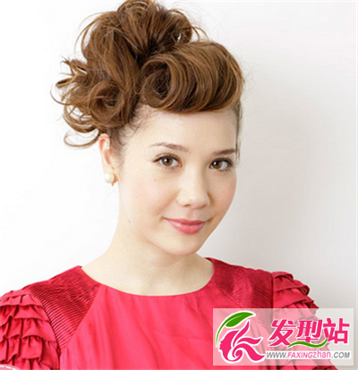 最時尚扎發(fā)發(fā)型 簡單易學(xué)愛不釋手