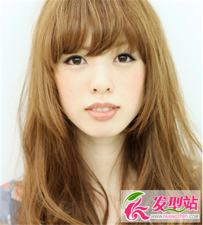 展現(xiàn)優(yōu)美臉型輪廓 長(zhǎng)臉女生們的最?lèi)?ài)