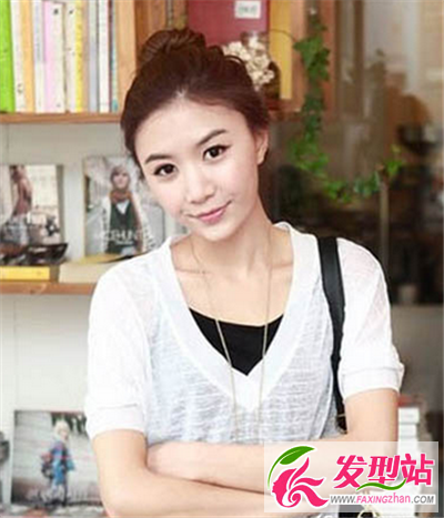 氧氣女生甜美來(lái)襲 讓你hold不住的美麗