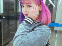 ϵŮԷȾl(f) l(f)չF(xin)һӵĳ