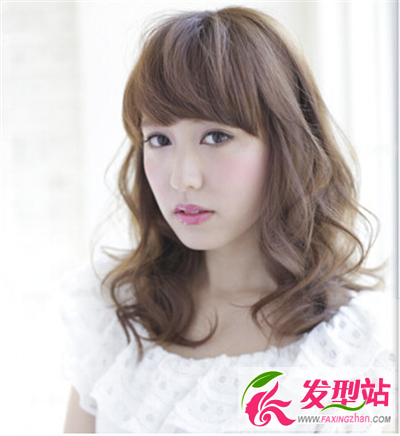 時(shí)尚發(fā)型讓你人見人愛 清新淑女造型不要錯(cuò)過