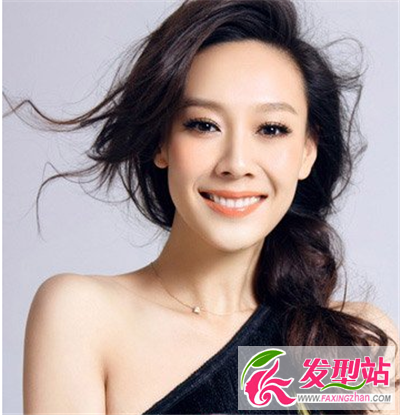 打造v臉型的中長(zhǎng)款發(fā)型 讓你散發(fā)迷人的魅力