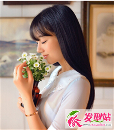 清透女生發(fā)型推薦 氣質(zhì)優(yōu)雅形象滿分