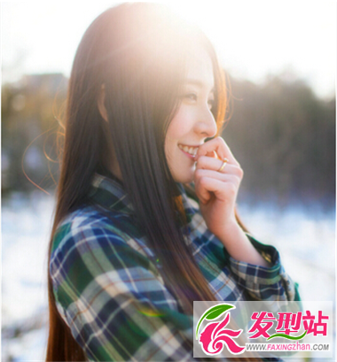 清新女生長(zhǎng)直發(fā)發(fā)型 簡(jiǎn)單自然又有范