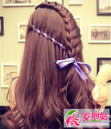 編發(fā)發(fā)型瞬間蛻變 長發(fā)女生的最佳選擇
