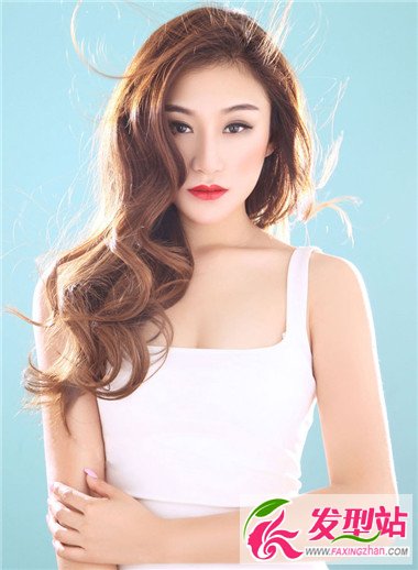 女生時(shí)尚性感發(fā)型 帶給你特不一樣的感覺