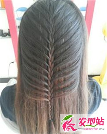 個(gè)性長(zhǎng)發(fā)編發(fā)發(fā)型 時(shí)髦前衛(wèi)最搶眼