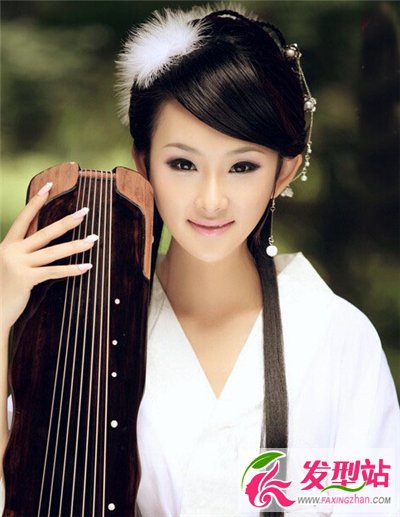走進古裝的世界 古典的美女發(fā)型最迷人