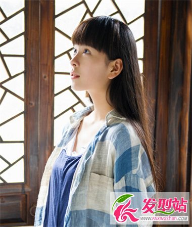 齊劉海發(fā)型給你清新氣息 讓你如沐春風(fēng)的自然感
