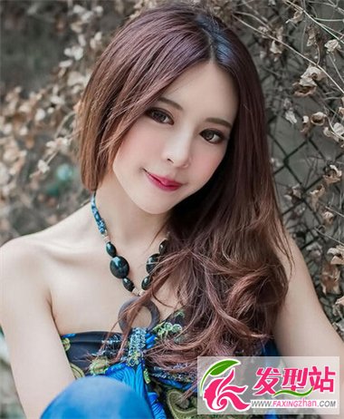 清新女生中分劉海發(fā)型 修顏劉海助你氣質(zhì)更加出眾