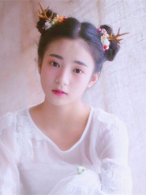 女生中分劉海發(fā)型圖片 讓你重回青春時(shí)代