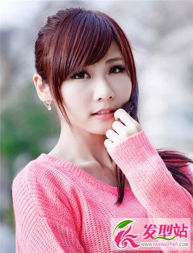 率性灑脫的扎發(fā)發(fā)型 時尚發(fā)型讓青春活力飛揚(yáng)