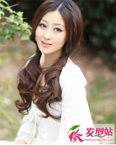 長(zhǎng)發(fā)女生做什么發(fā)型好看 各式各樣長(zhǎng)發(fā)造型讓你應(yīng)接不暇