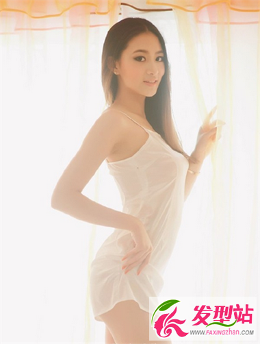 打造夢(mèng)幻公主形象氣質(zhì) 中長(zhǎng)發(fā)發(fā)型讓你驚艷全場(chǎng)